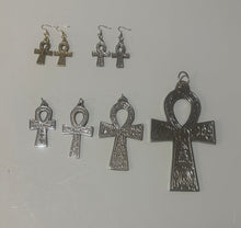 Load image into Gallery viewer, Ankh 3” Pendant
